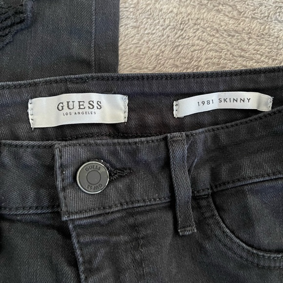 Guess Women’s Black Denim Jeans. Size 27 - Picture 3 of 4